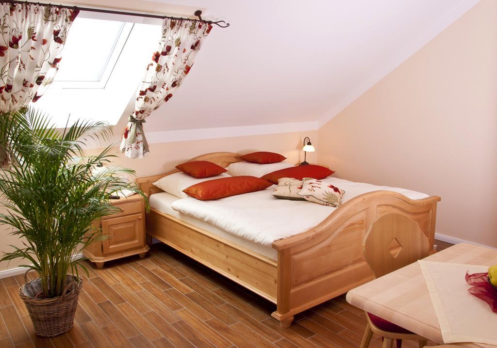 Pension Weindl ノッツィンク 部屋 写真